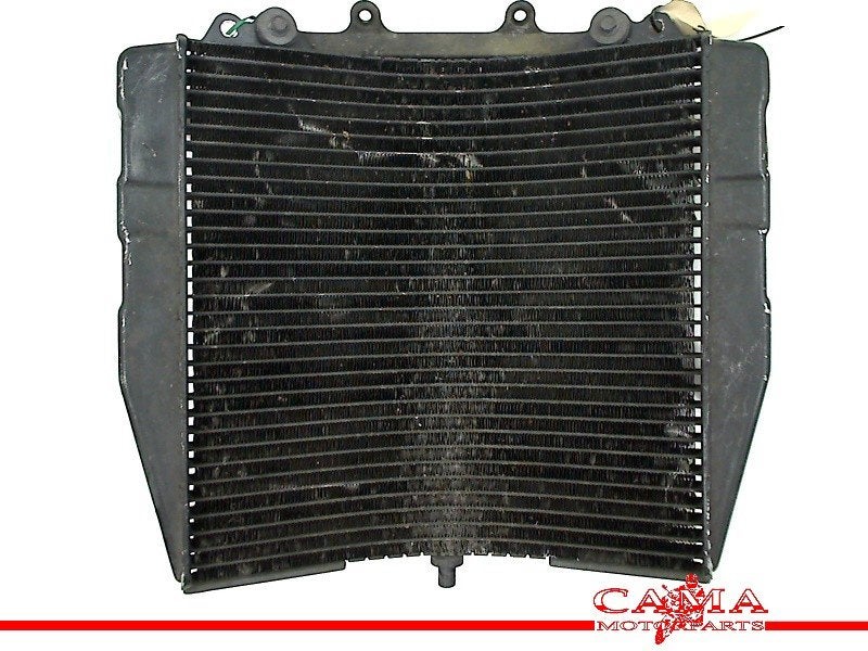 RADIATEUR GSX R 750 1992-1995 (GSXR 750 GR7B) (17710-17E00), Dhr. S. di Majo, Gebruikt, Info@cama-motorparts.nl, P.J. Troelstraweg 8 8
3144 CX  MAASSLUIS, NL