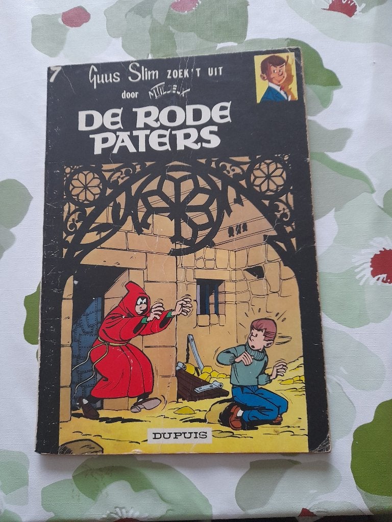 Guus Slim nr 7 "De rode paters "eerste druk 1964, Boeken, Ophalen of Verzenden, Gelezen