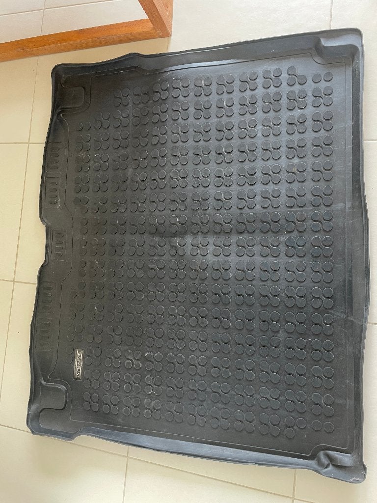 tapis de coffre pour XC60, Enlèvement, Utilisé