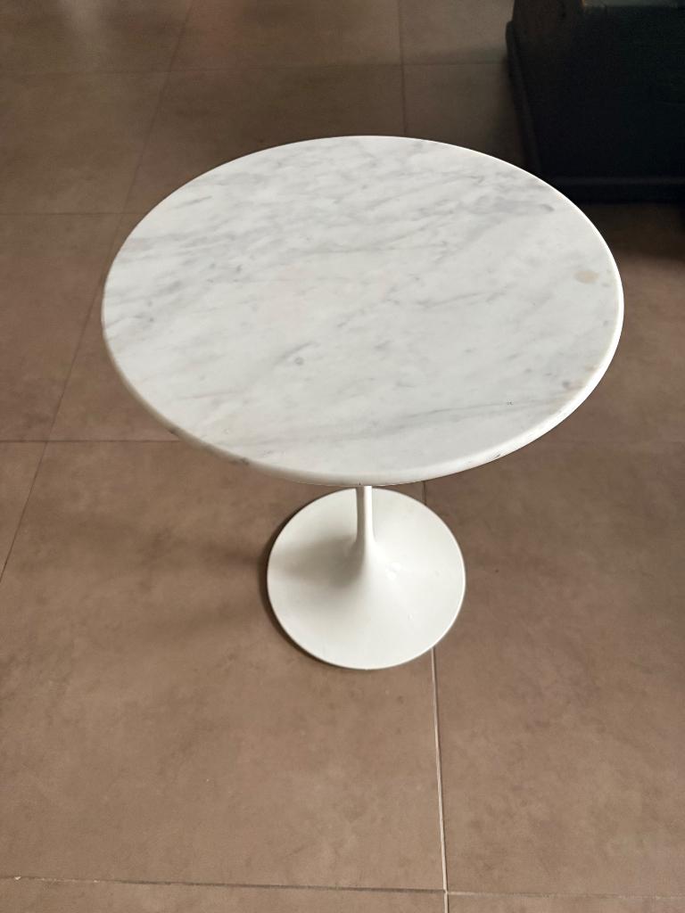 Knoll bijzettafel, Overige materialen, Minder dan 55 cm, Gebruikt, Rond