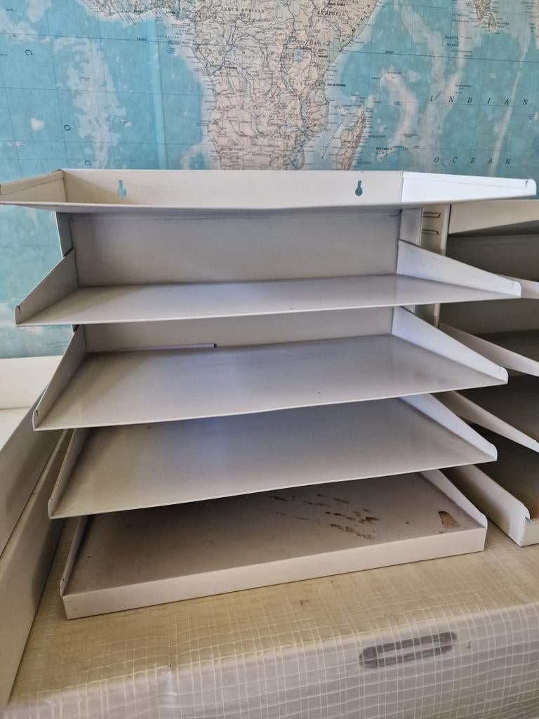 Lot de 2 bacs métalliques de rangement courrier, Enlèvement