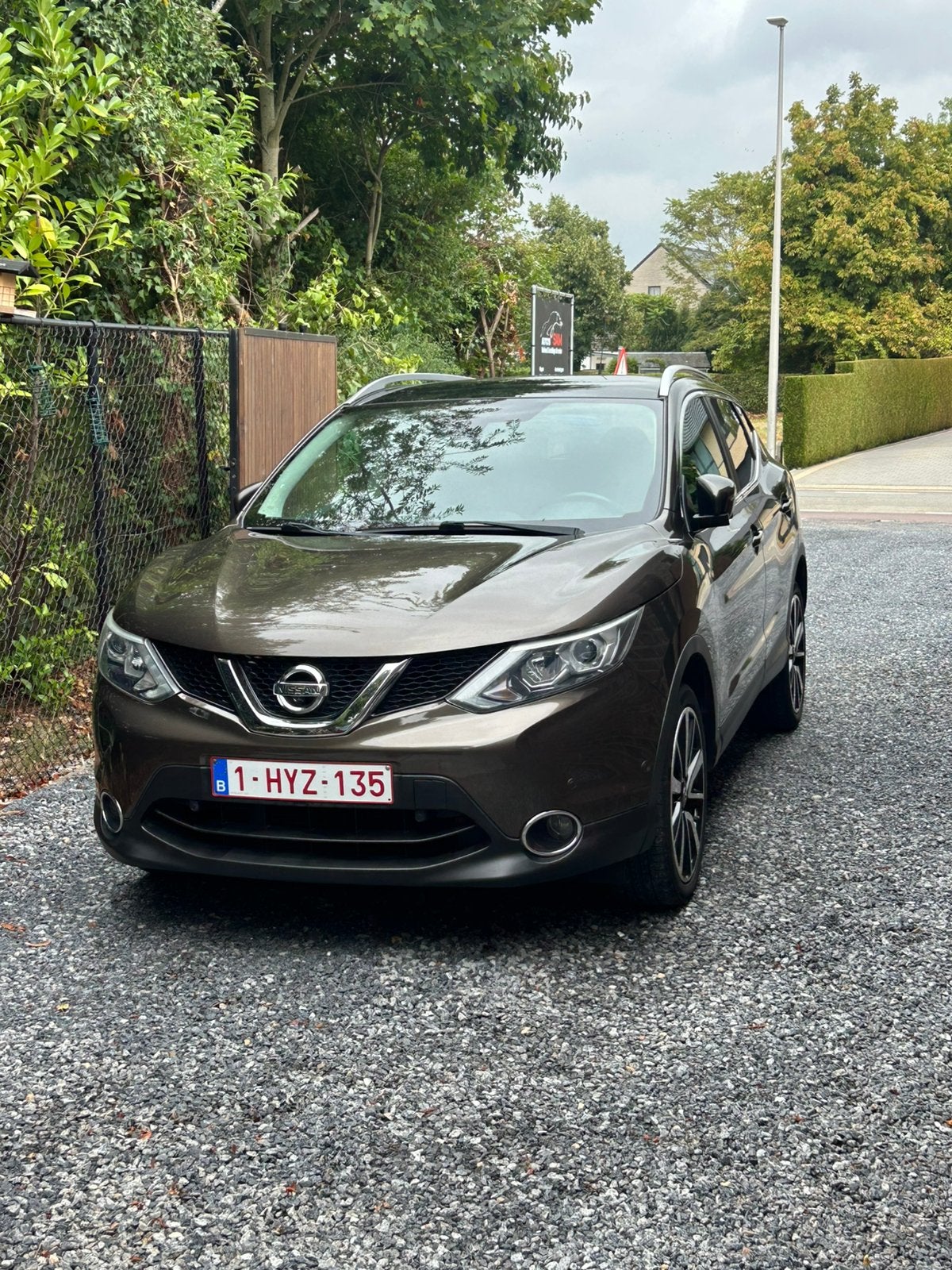 Nissan qashqai  1500 dci, Auto's, Nissan, Voorwielaandrijving, 4 cilinders, Bruin, Leder