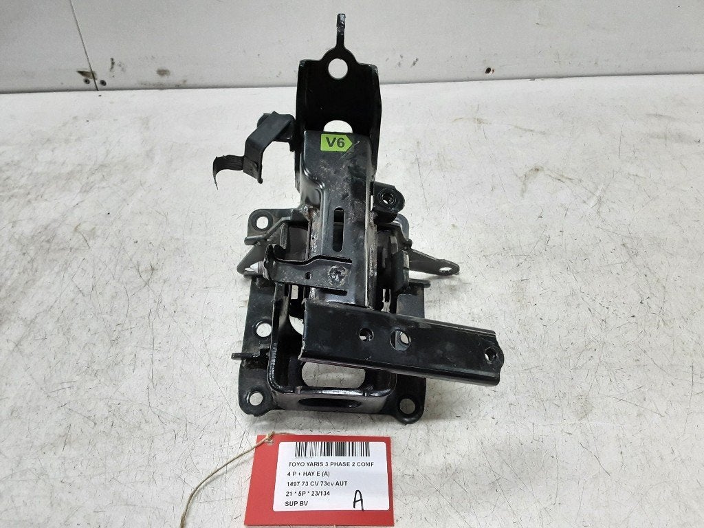 SUPPORT BOITE DE VITESSES Toyota Yaris III (P13), Mevr. I. Hauben, Toyota, Utilisé, Rue de l'Espoir 34 34
4030  GRIVEGNÉE, BE