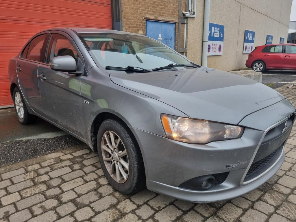 MITSUBISHI LANCER 1.6i 2015 AIRCO 189515KM PRIJS 3000, Auto's, Mitsubishi, 4 cilinders, Bedrijf, 5 deurs, 1560 cc