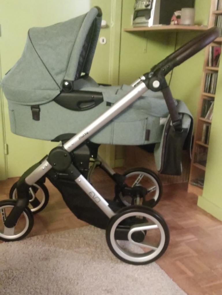 Kinderwagen + buggy lichtgrijs en alle toebehoren, Ophalen, Kinderwagen, Mutsy