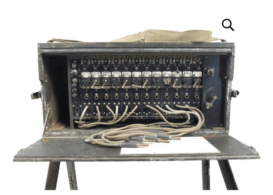 Recherche switchboard BD72, Collections
