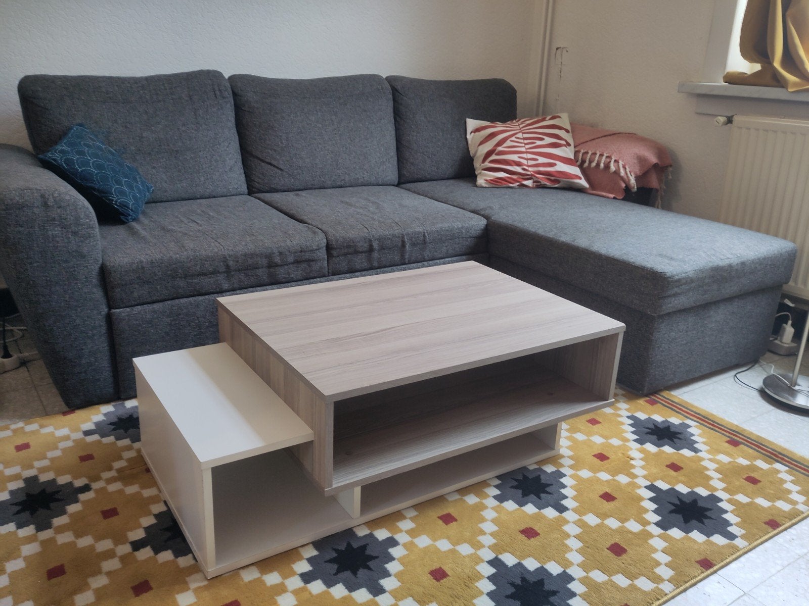 Moderne salontafel, Enlèvement