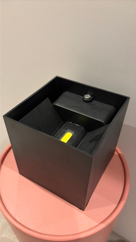 3 wandlampen, Huis en Inrichting, Lampen | Wandlampen, Ophalen, Zo goed als nieuw, Kunststof