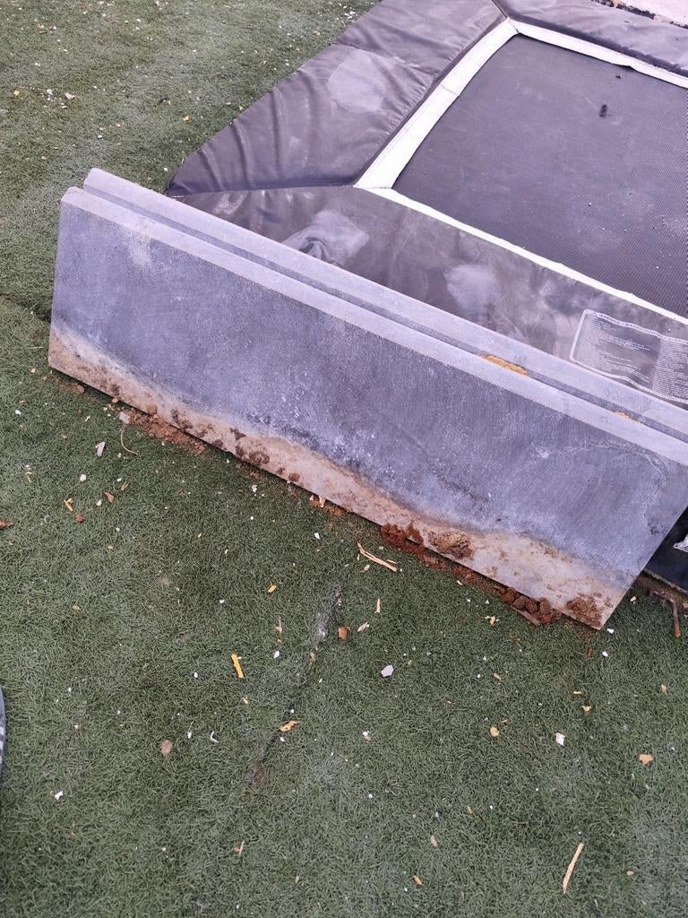 3 boord stenen drie dik met schuine kant, Ophalen