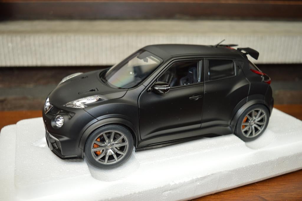 Nissan Juke GTR 1/18 Autoart, Enlèvement ou Envoi, Neuf, Voiture, Autoart