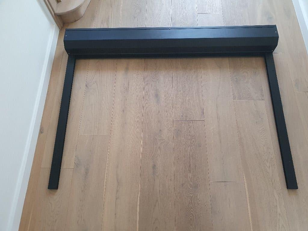 Elektrische voorzetrolluiken Reynaers, Doe-het-zelf en Bouw, Rolluiken, Ophalen, 100 tot 150 cm, Zo goed als nieuw, Elektrische bediening