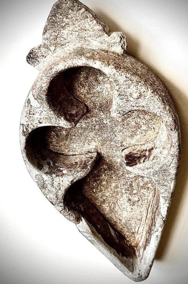 Bronstijd: ongeveer 2500-1200 v. Chr.) oude stenen olielamp., Antiquités & Art, Pierre/céramique, Sculpté, Autres types, Enlèvement ou Envoi