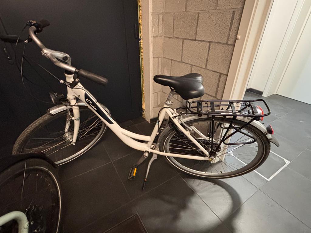 Damesfiets Btwin, Fietsen en Brommers, Ophalen, Gebruikt, Overige merken, Versnellingen