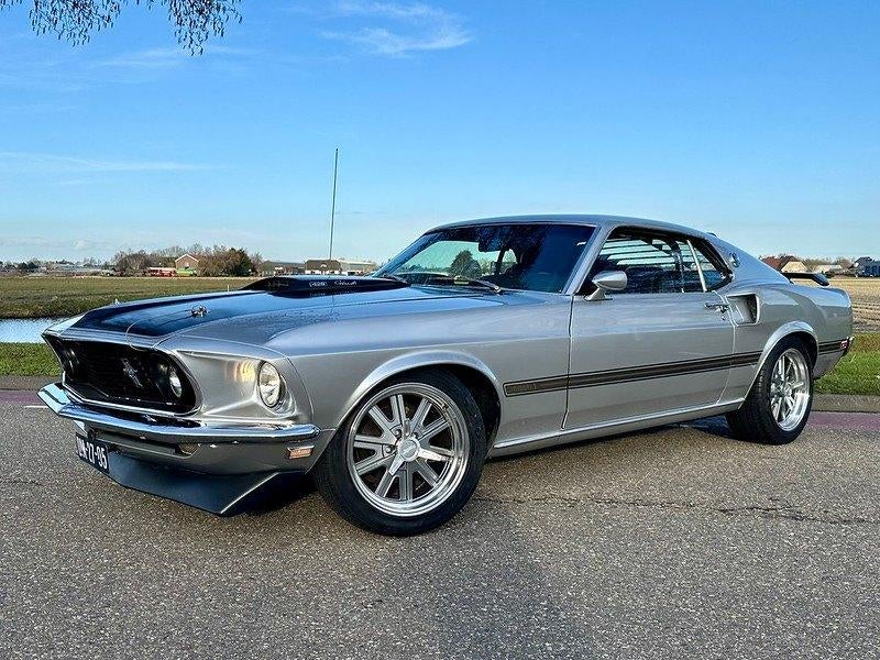 1969 Mustang Mach 1–S-Code | 428 Cu V8 EFI | 500+HP Restomod, Autos, Oldtimers & Ancêtres, Argent ou Gris, Achat, Système audio