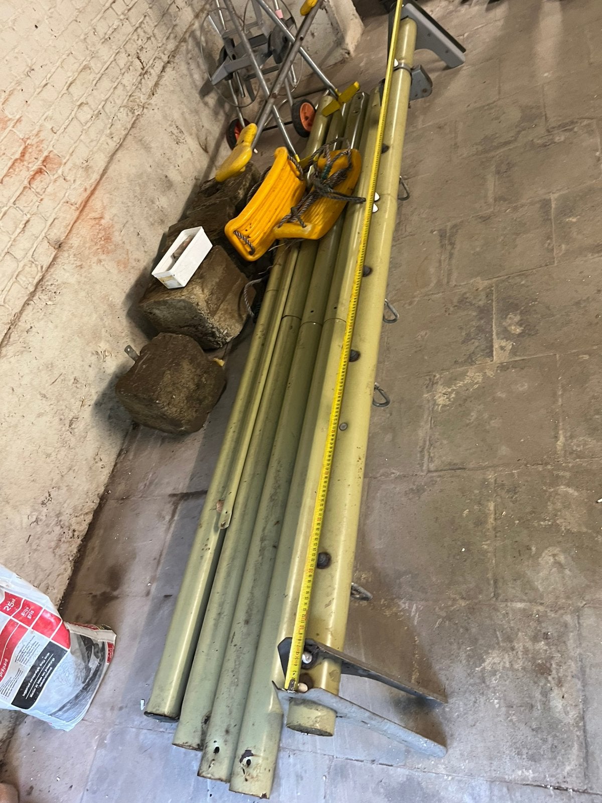 Metalen schommel, Doe-het-zelf en Bouw, Ophalen, Gebruikt, IJzer