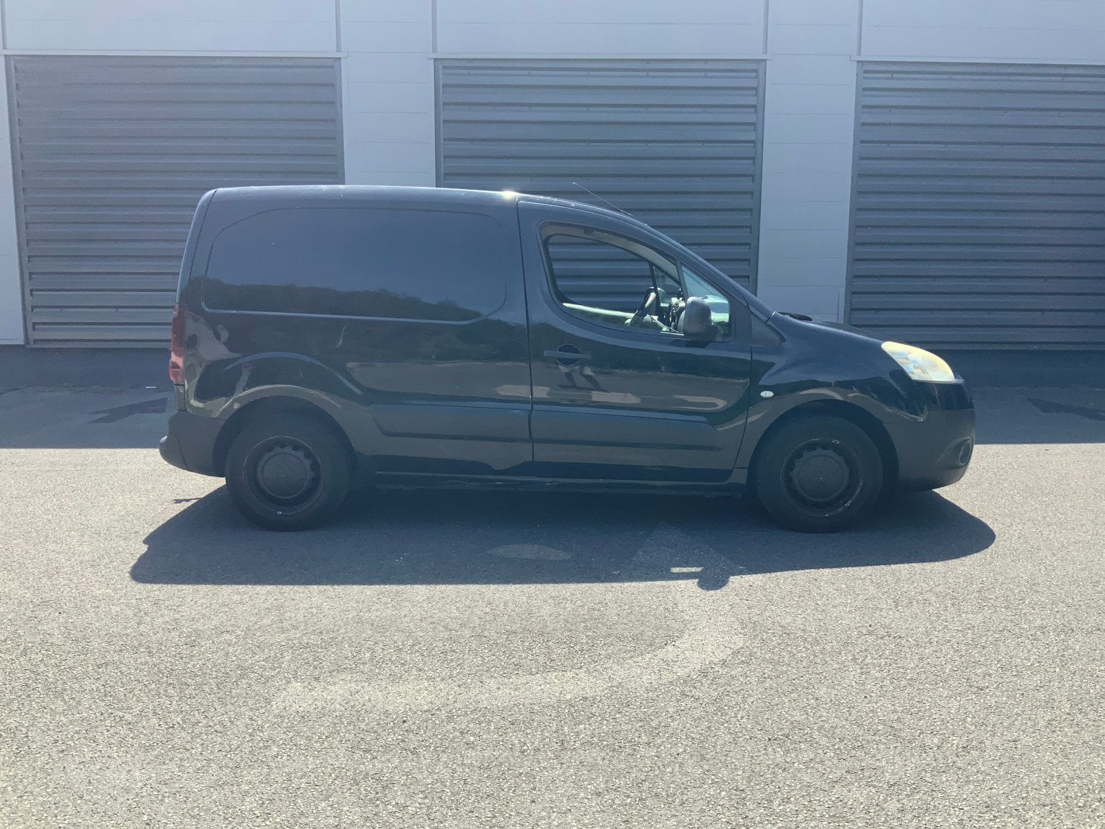 PEUGEOT PARTNER 1.6 HDI 75cv, 75 kW, Achat, 4 portes, 1200 kg