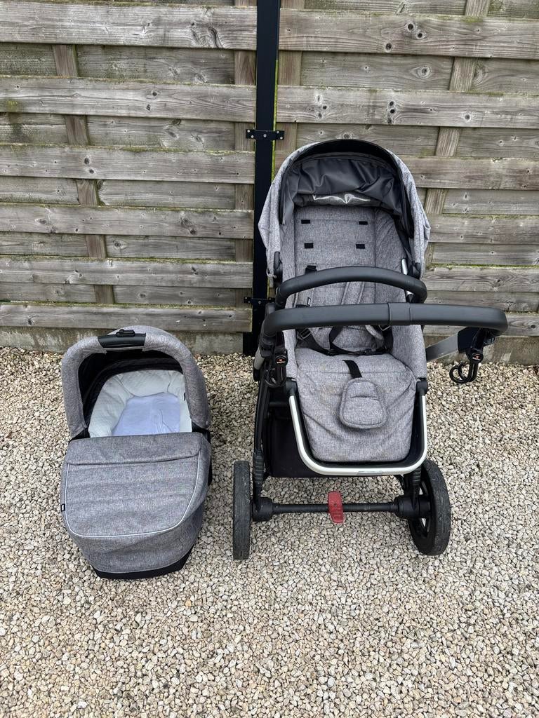 Thule sleek buggy met kindermand en accessoires, Kinderen en Baby's, Kinderwagens en Combinaties, Gebruikt, Verstelbare duwstang