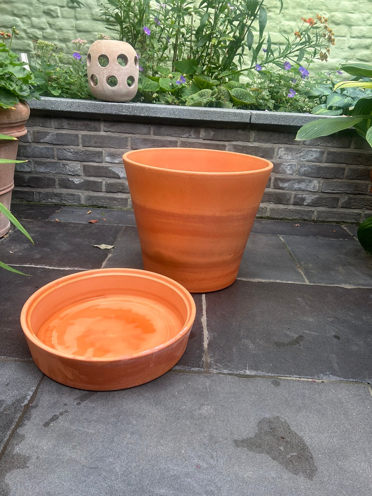 terracotta pot dia 32 cm + schaal, Tuin en Terras, Bloempotten, Ophalen, Zo goed als nieuw, Terracotta