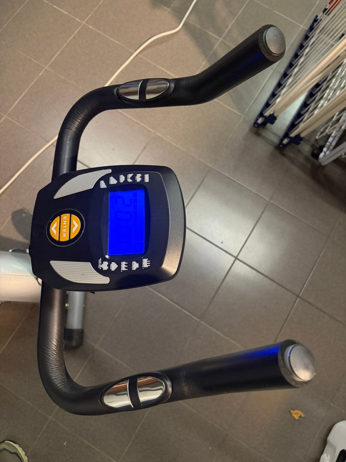Hometrainer, Sports & Fitness, Enlèvement, Utilisé, Vélo d'appartement