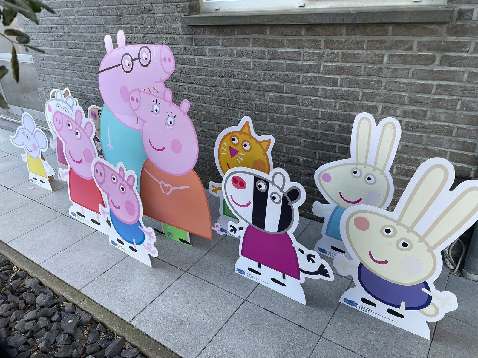 TE HUUR cut outs Peppa Pig billboard figuren feest, Ophalen