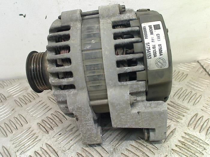 Dynamo d'un Fiat Croma, -, 3 mois de garantie, Utilisé, Fiat