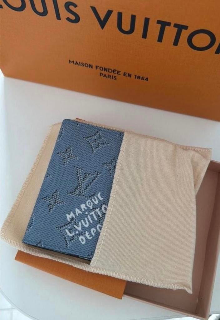 Louis Vuitton portefeuille - Limited Edition, Bijoux, Sacs & Beauté, Porte-monnaie & Portefeuilles, Neuf, Bleu, Envoi
