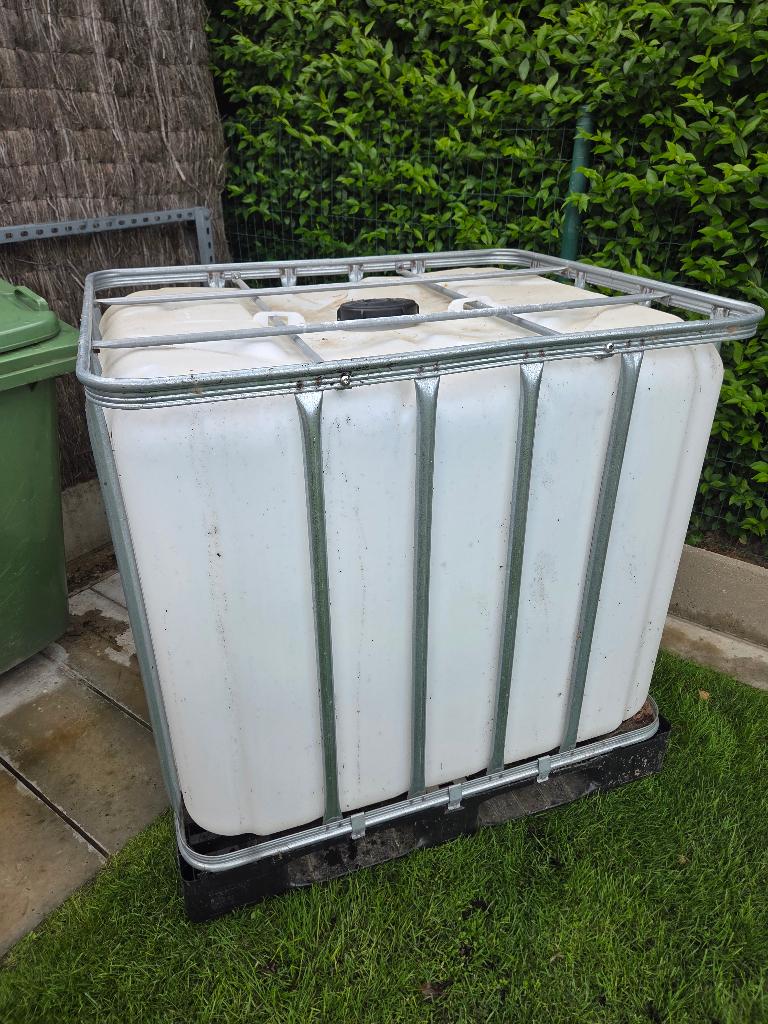 Watervat 1000l, Ophalen, Gebruikt