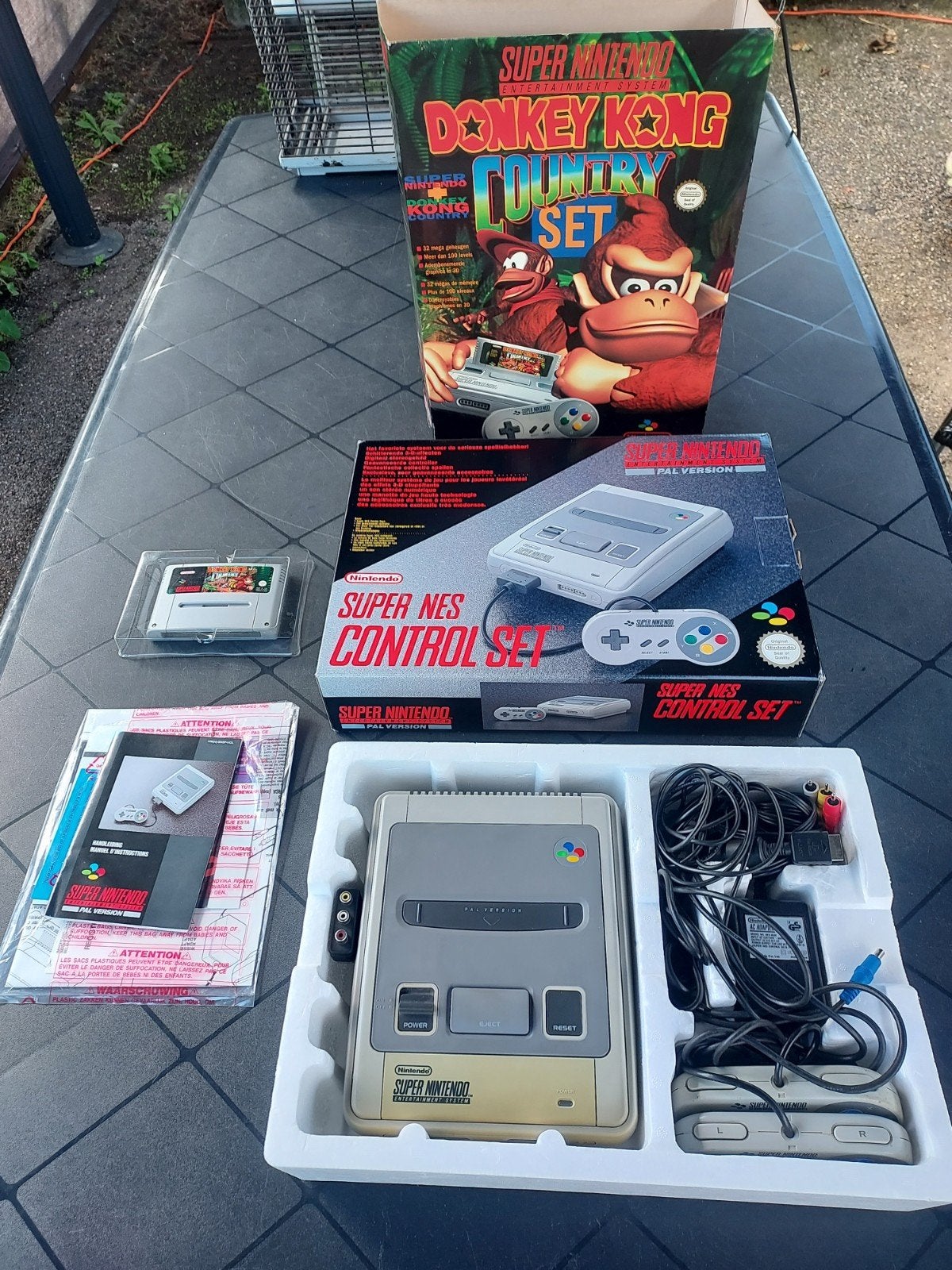 Set country SNES Donkey Kong, Consoles de jeu & Jeux vidéo, Consoles de jeu | Nintendo Super NES, Enlèvement ou Envoi, Comme neuf