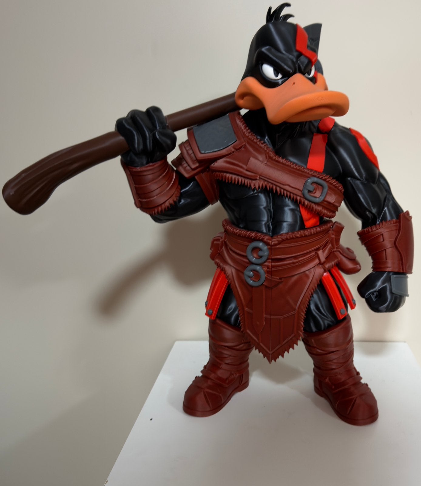 Duffy Duck God of war action figure, Ophalen of Verzenden, Zo goed als nieuw