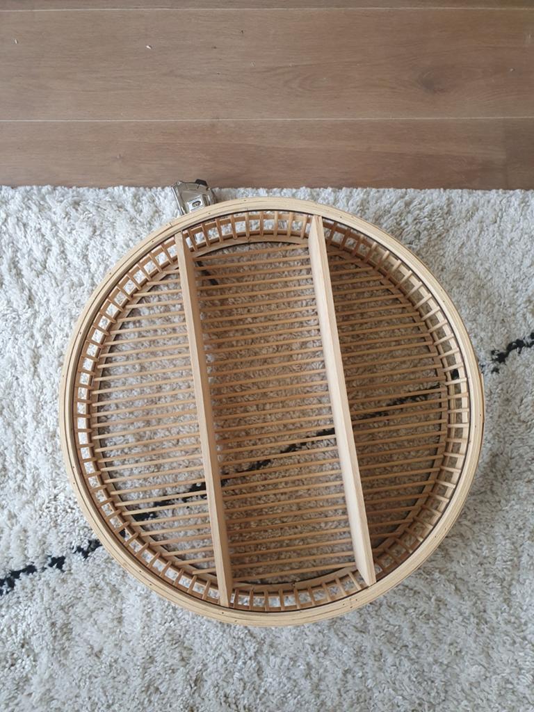 Étagère murale ronde en rotin, Enlèvement