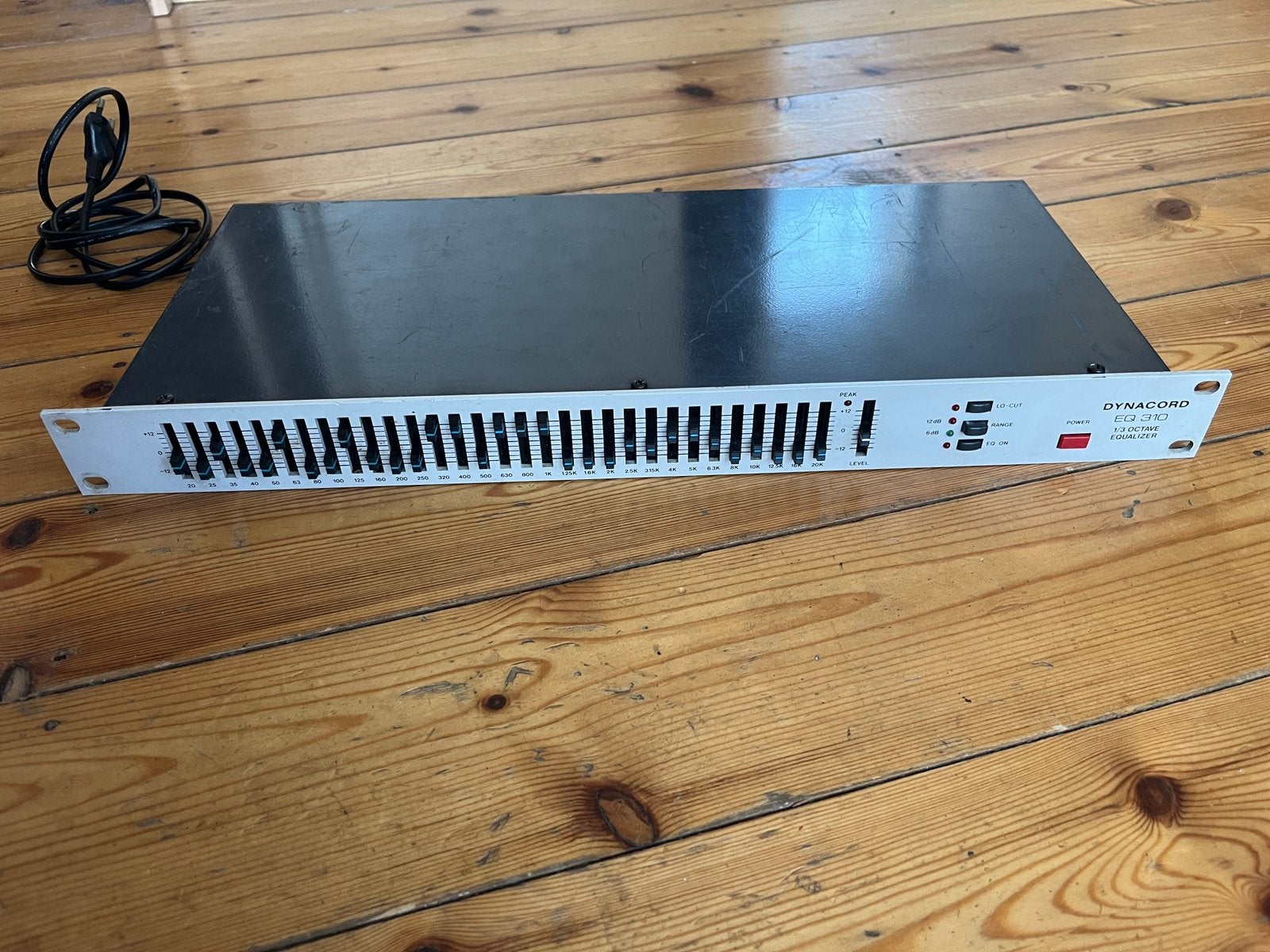 Égaliseur graphique professionnel Dynacord EQ 310, Enlèvement, Comme neuf
