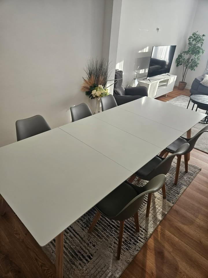 Table à manger extensible 6 à 10 personnes sans chaises, Maison & Meubles, Tables | Tables à manger, Comme neuf, 150 à 200 cm