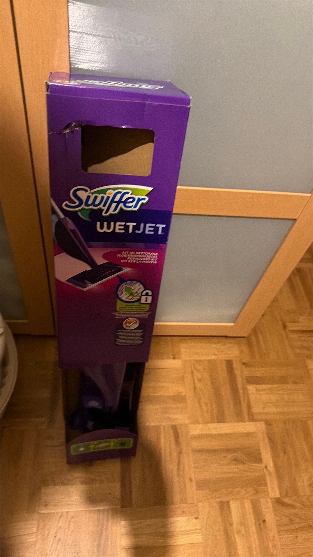 Swiffer wetjet nieuw, Enlèvement