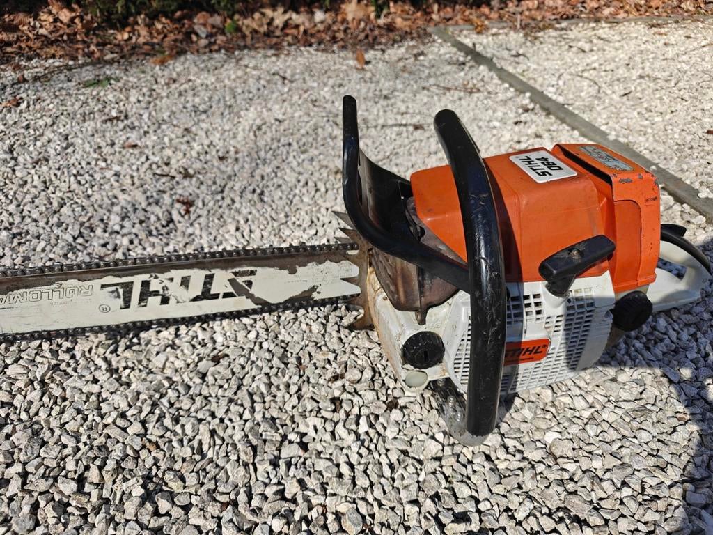 Stihl 064 professionele kettingzaag, Ophalen