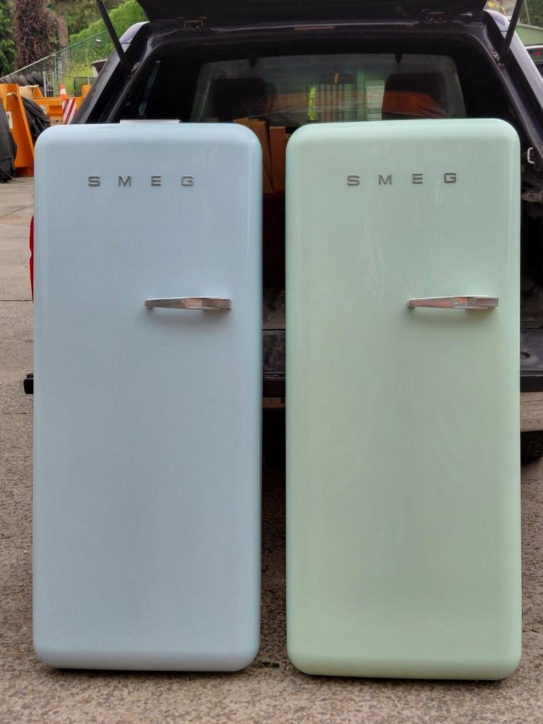 2 portes de réfrigérateur vintage SMEG, Plastique, Bleu, Vintage, Sculpture murale