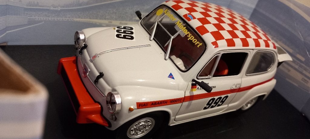 1/18 Fiat 600 Abarth 1000 TC 6hrs Nürburgring 1965 REVELL, Hobby & Loisirs créatifs, Enlèvement ou Envoi, Neuf, Voiture, Revell