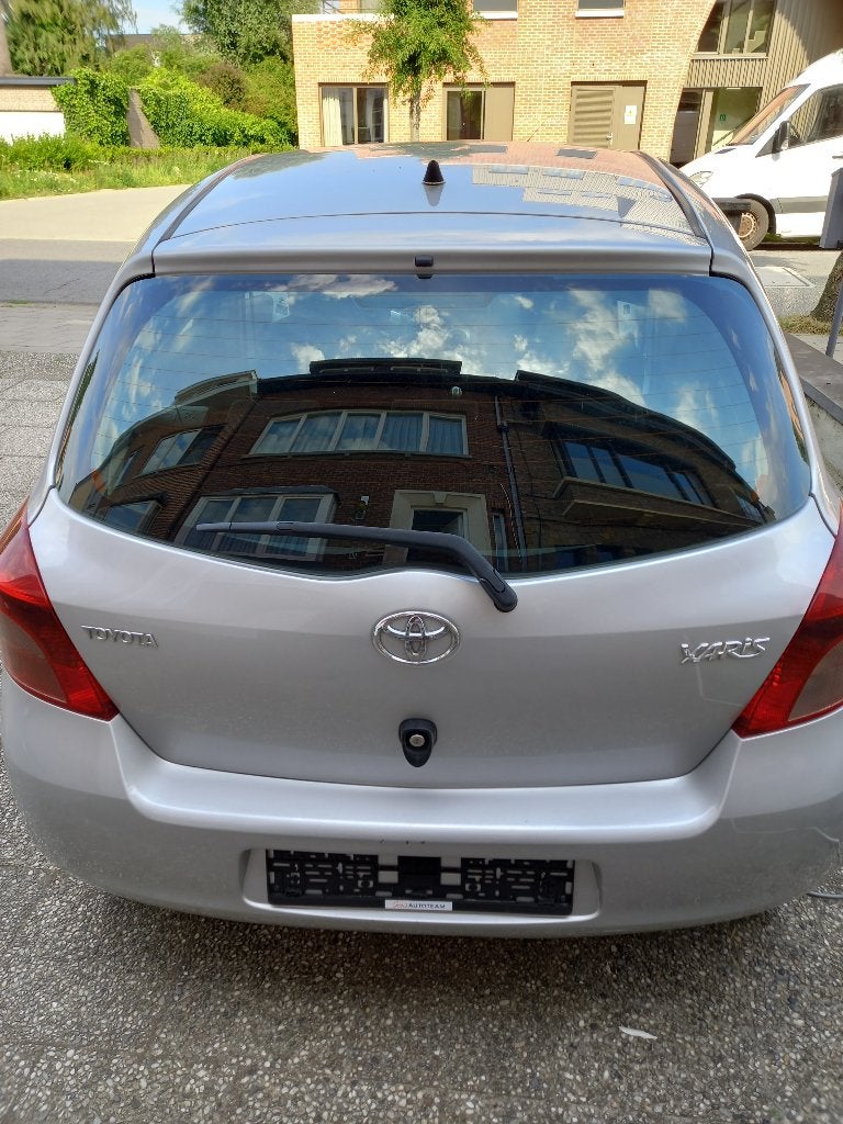 Toyota Yaris, Autos, Toyota, Argent ou Gris, Achat, Bluetooth, Boîte manuelle
