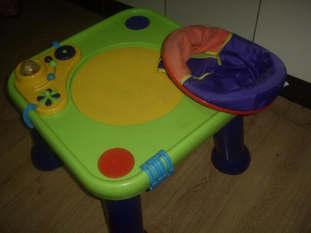 table d activité pour bébé, Enlèvement, Utilisé
