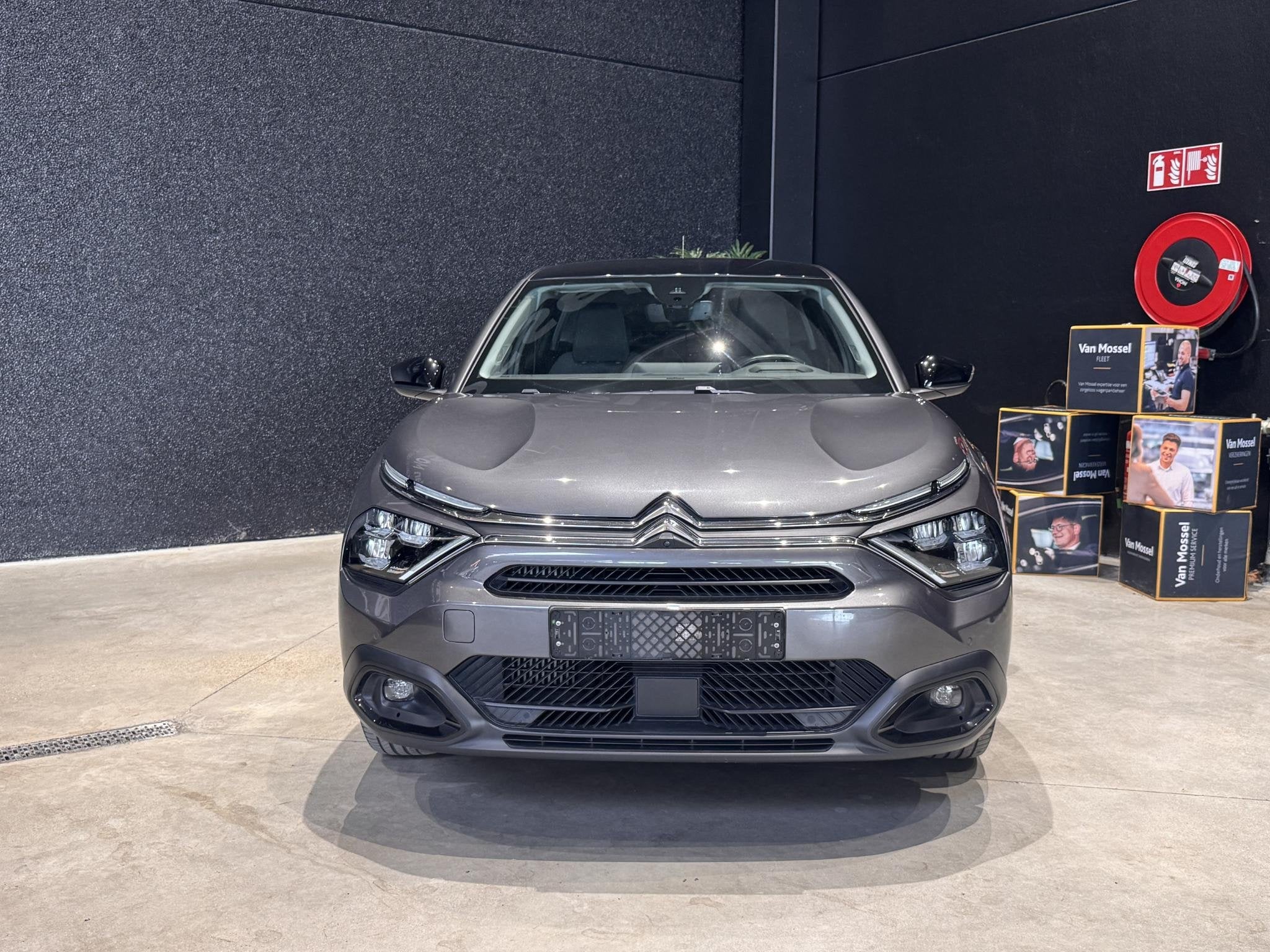 Citroën C4 1.2 PureTech 130 S&S EAT8 Feel, Gebruikt, 5 zetels, 5 deurs, 3 cilinders