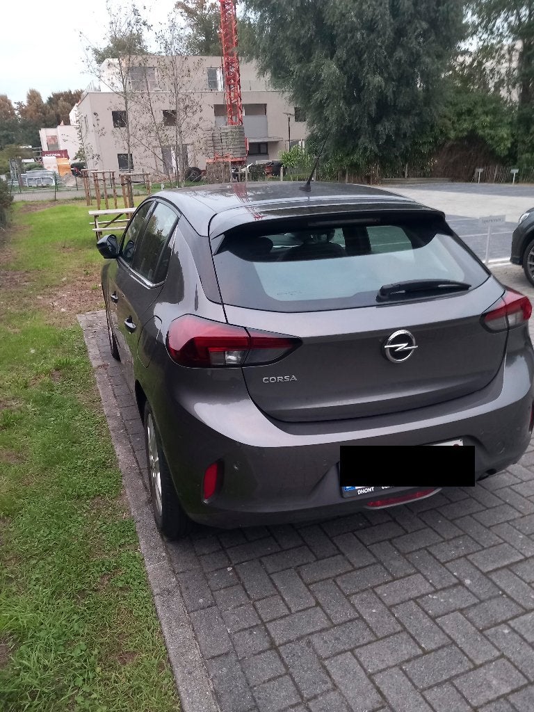 Auto Opel Corsa Elegance Hatchback TE KOOP!, Auto's, Voorwielaandrijving, Zwart, Leder en Stof, 5 deurs