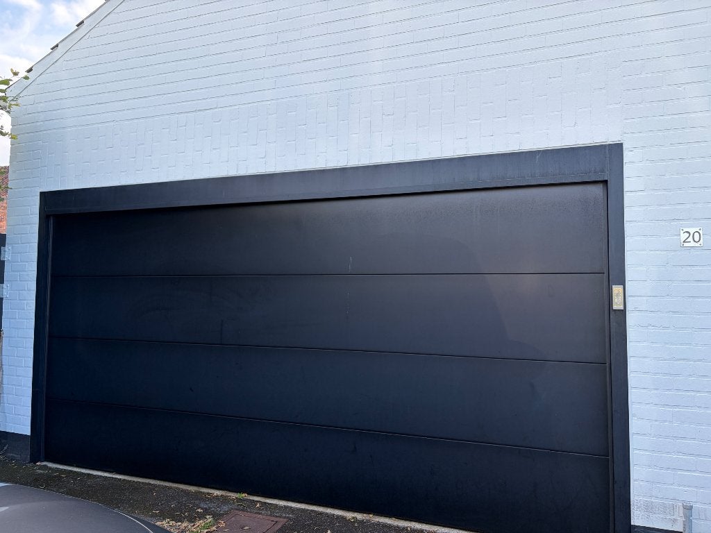 Elektrische sectionale garagepoort Profel, Doe-het-zelf en Bouw, Deuren en Vliegenramen, Gebruikt, Overige typen, Ophalen