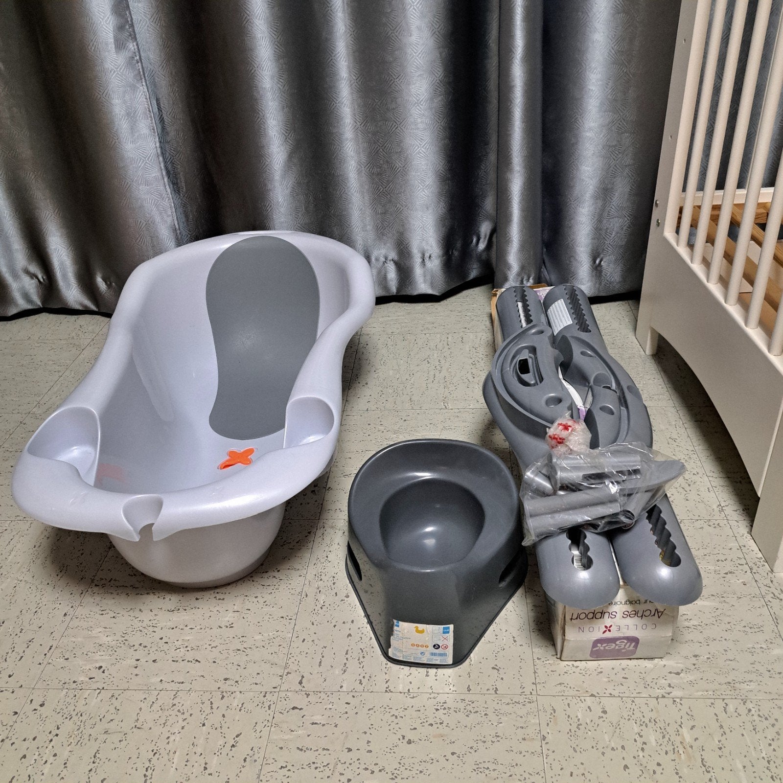 Set voor babybadje en potje, Kinderen en Baby's, Ophalen, Badje, Overige merken
