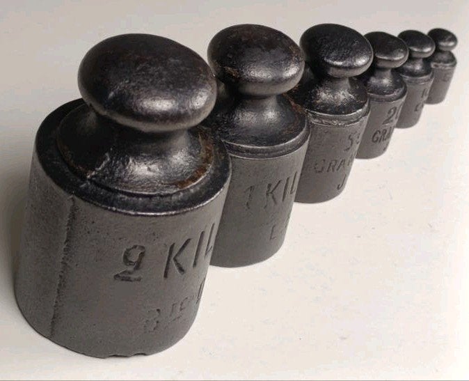 Antieke set van 6 gietijzeren gewichten, Ophalen of Verzenden
