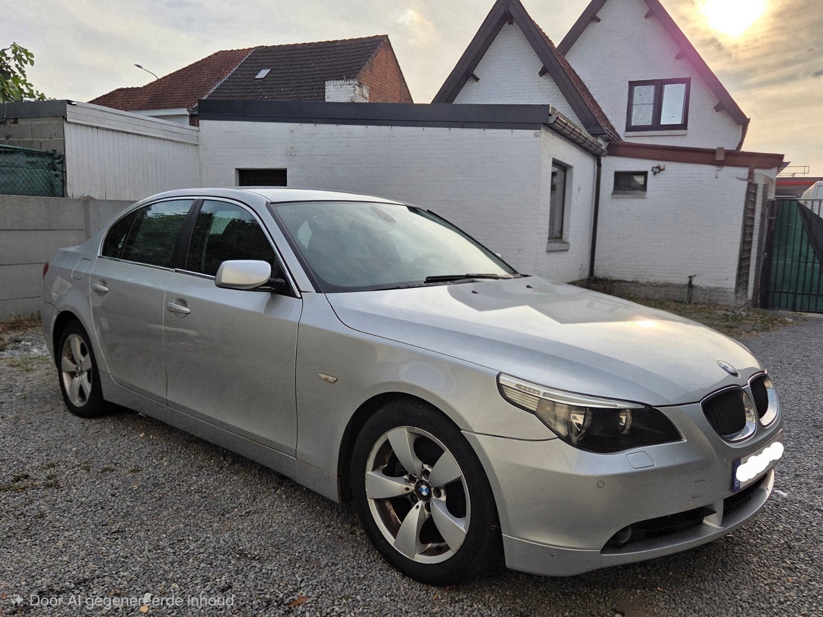 BMW 520d 2.0 Diesel – 2005 – 280.000 km – 110 kW (150 pk)
ma, Autos, BMW, Argent ou Gris, Boîte manuelle, Noir, 5 portes