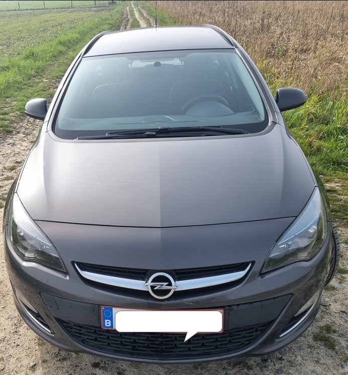 Opel Astra Sports Tourer 1,6D met 4 extra winterbanden, Autos, Achat, Boîte manuelle, Entretenue par le concessionnaire, 5 portes