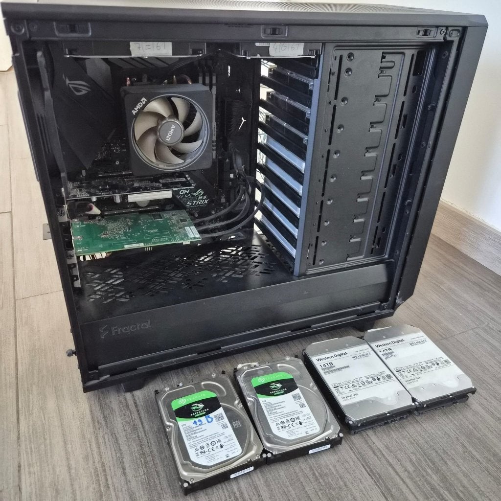Serveur de stockage / NAS DIY complet – 202 To de stockage, Computers en Software, Harde schijven, Ophalen, Server, NAS