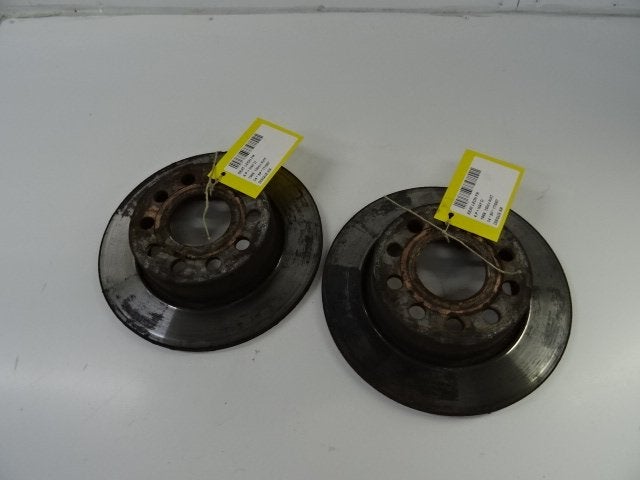 FREIN DISQUE ARRIÈRE Seat Leon (5FB) (01-2012/08-2020), Utilisé, Seat
