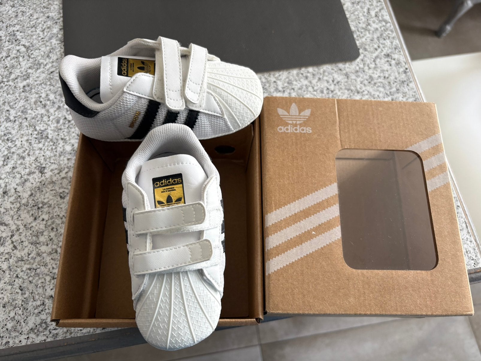 Basket ADIDAS pour bébé (état neuf), Enlèvement ou Envoi, Neuf