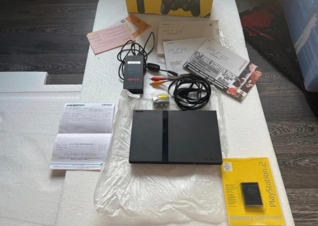 PlayStation 2 slim, Games en Spelcomputers, Spelcomputers | Sony PlayStation 2, Ophalen of Verzenden, Zo goed als nieuw