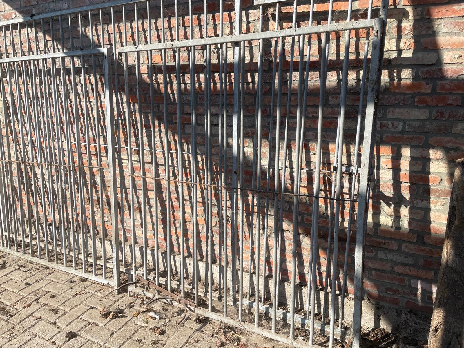 honden ren voor aanbouw muur, Enlèvement, Comme neuf